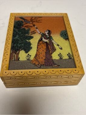 Hand-Painted Decorative Wooden Gemstone painting Trinket Box - Yellow & Orange